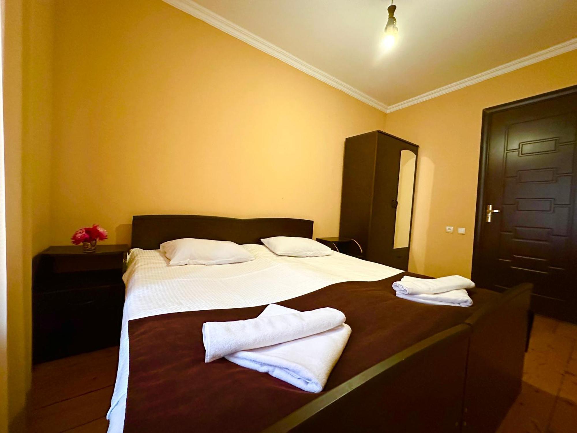 Mziuri Guest House ميستيا المظهر الخارجي الصورة