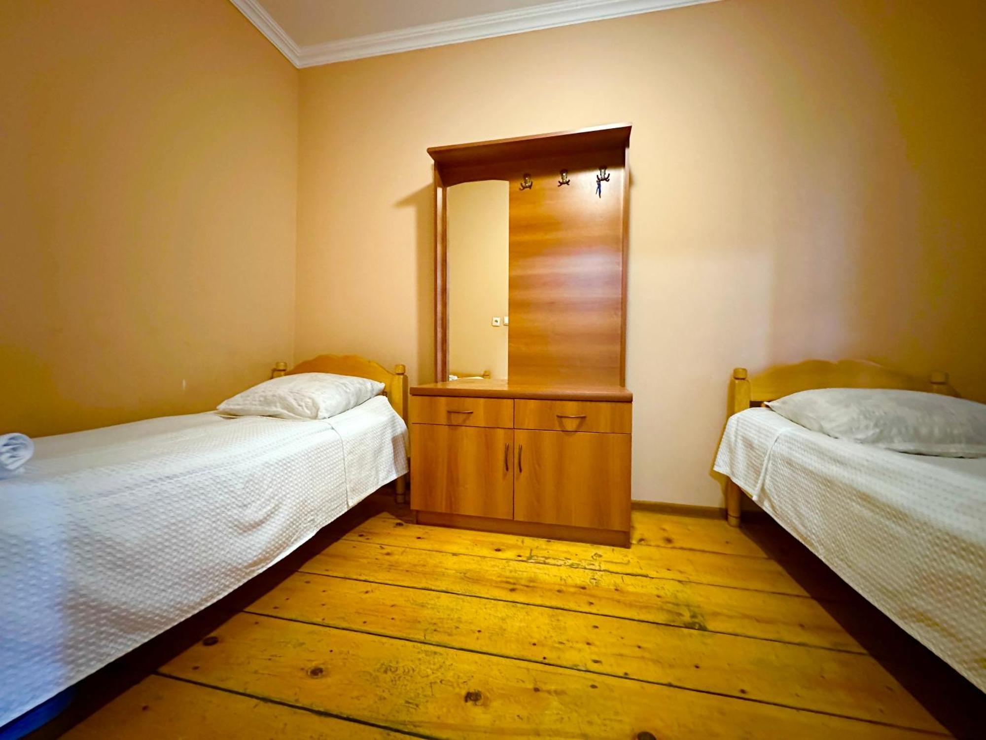 Mziuri Guest House ميستيا المظهر الخارجي الصورة